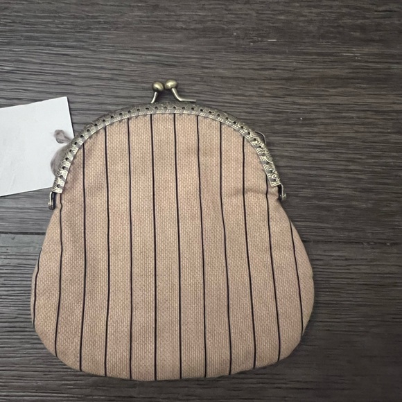 Coin Purse Animal Print Fabric Clasp Handmade Mary Ellen Kranz Belfast Maine NEW - Picture 9 of 10